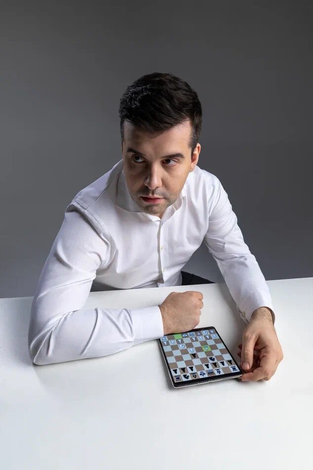 Шахматы выходят за пределы доски: в Москве состоится уникальный сеанс с Яном Непомнящим 2 Шахматы выходят за пределы доски: в Москве состоится уникальный сеанс с Яном Непомнящим