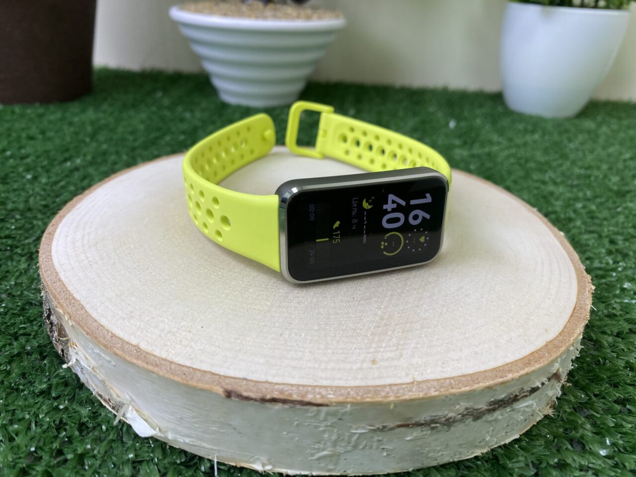 HUAWEI Band 10: Обзор фитнес-браслета, который не страшно раздавить блином от штанги 4 HUAWEI Band 10: Обзор фитнес-браслета, который не страшно раздавить блином от штанги