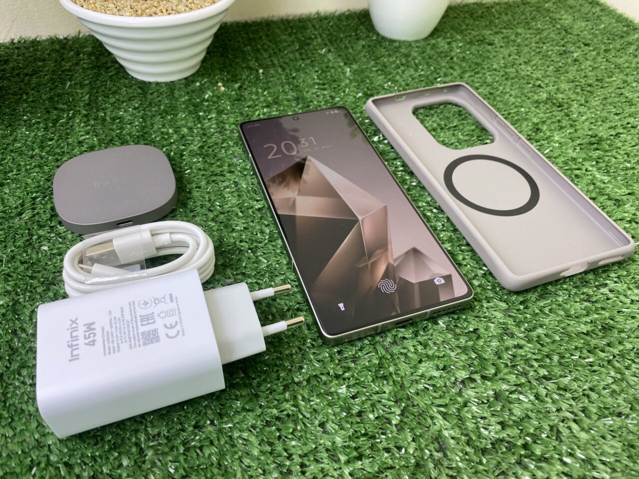 Infinix Note 50: Бюджетный флагман или Маркетинговая ловушка? 3 Infinix Note 50: Бюджетный флагман или Маркетинговая ловушка?