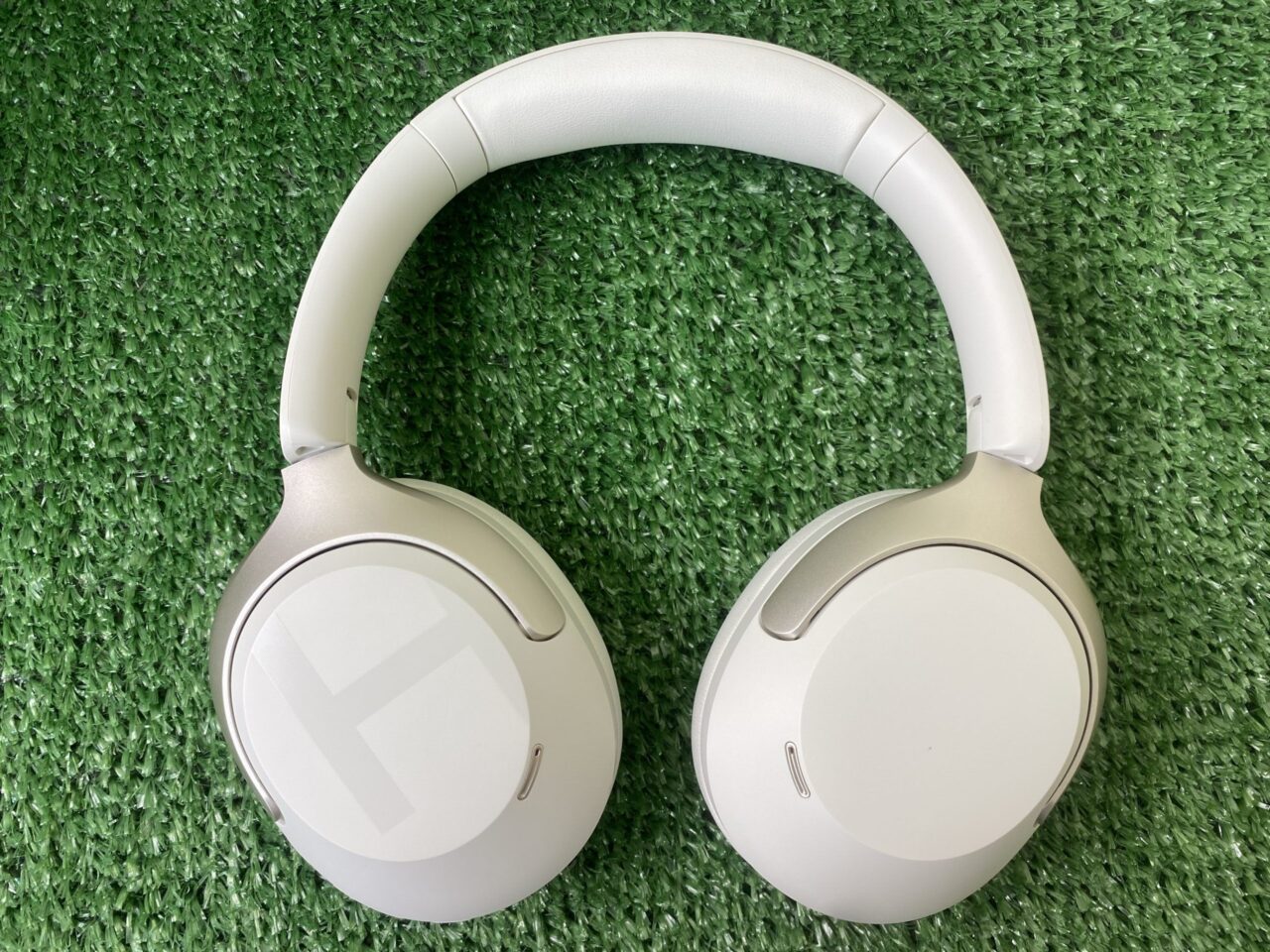 Обзор HAYLOU S40: Двойные драйверы, LDAC и батарея на 90 часов