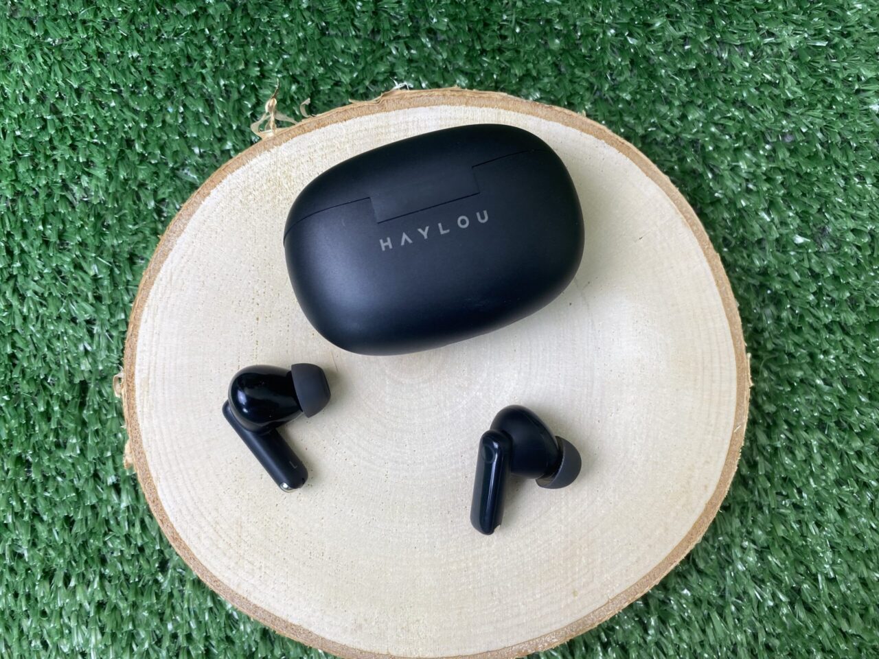 Обзор HAYLOU HQ5: Дно рынка с ANC и Bluetooth 6.0
