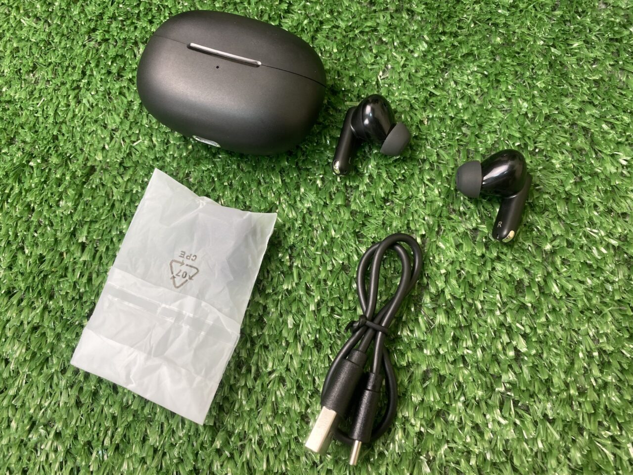 Обзор HAYLOU HQ5: Дно рынка с ANC и Bluetooth 6.0