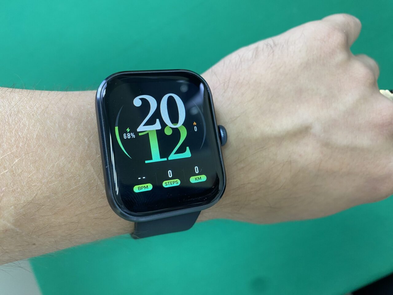 Битва бюджетников: HAYLOU Watch 4 против 4S — круглый AMOLED или прямоугольная практичность?