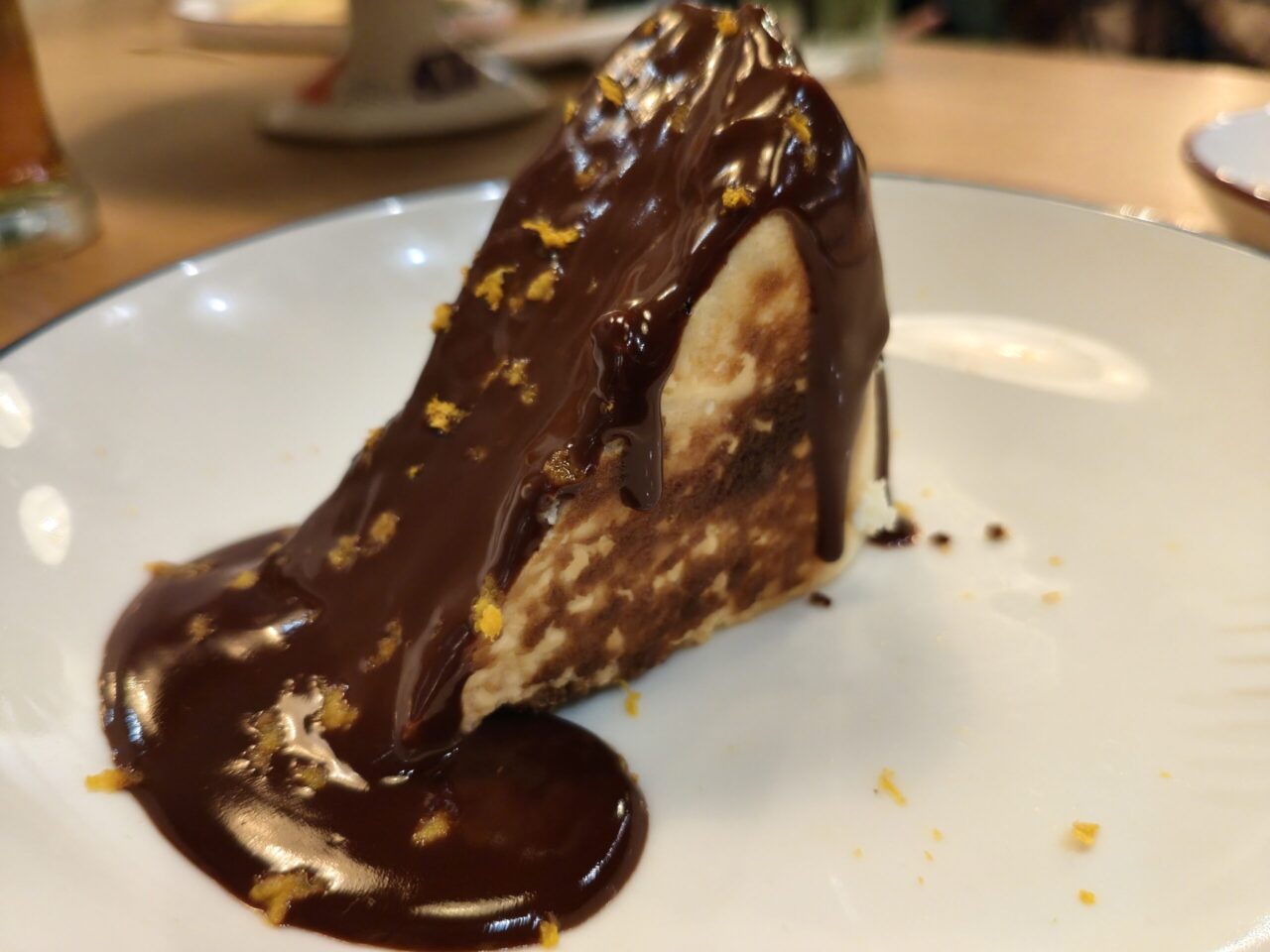 Infinix с сюрпризом: обзор Note 60 Pro с мини-экраном и датчиком пульса