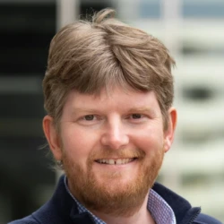 Робот Sony впервые обыграл профессионалов в настольный теннис