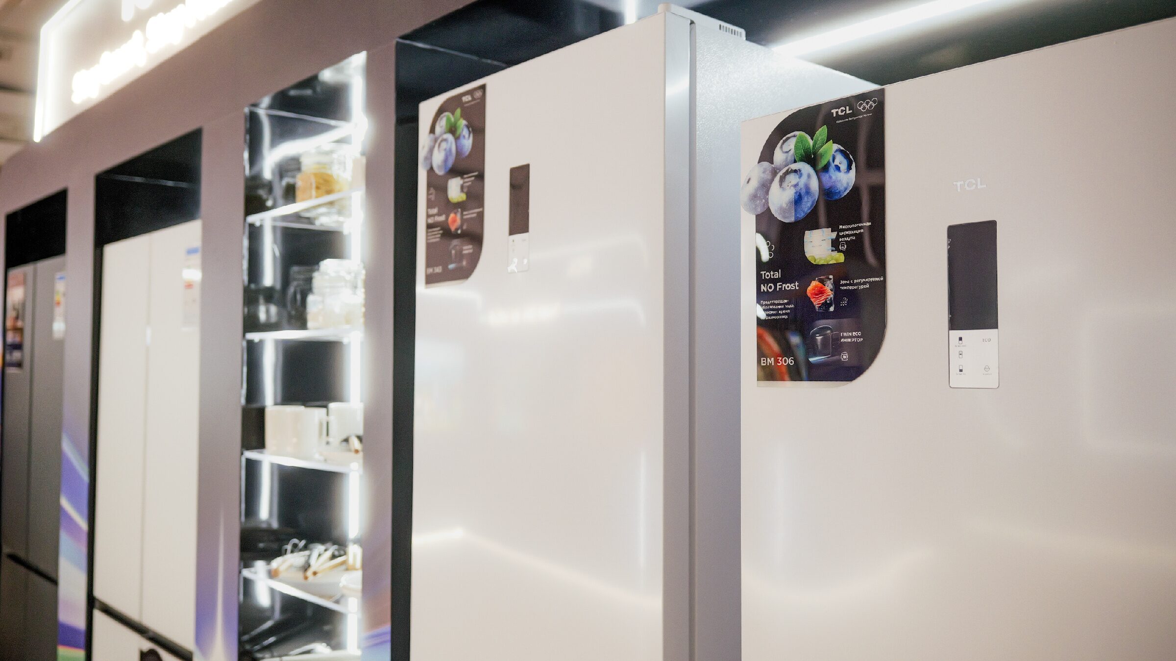 TCL показала 163-дюймовый телевизор и не только. Уже в РФ