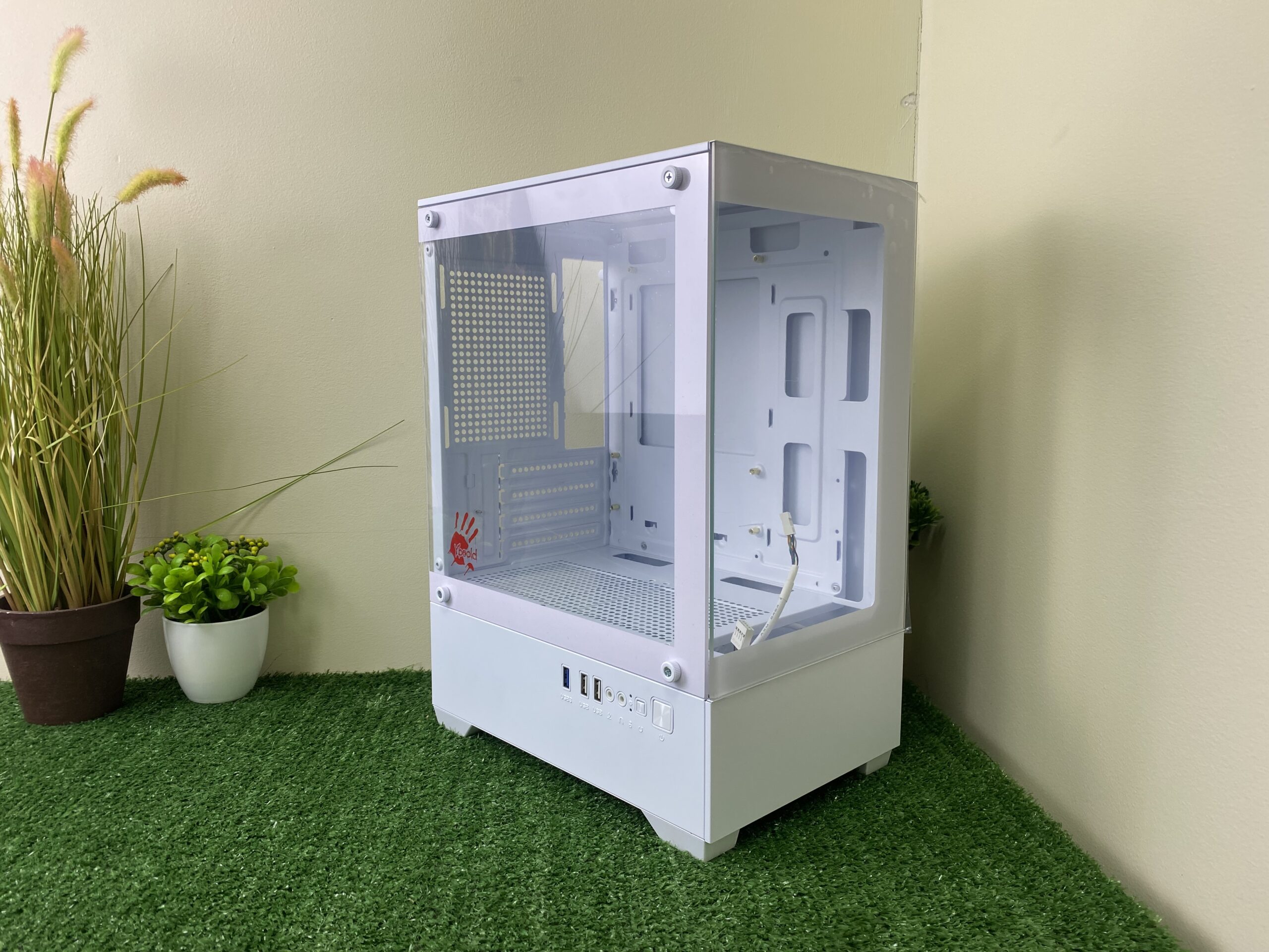 Аквариум за копейки? Честный обзор корпуса Bloody CC-125