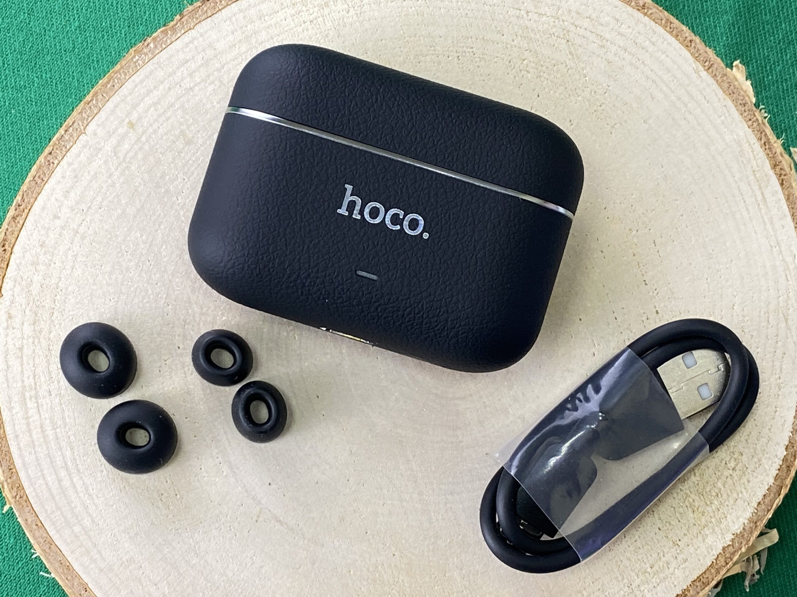 Обзор TWS Hoco EQ35: шесть микрофонов и шумодав по цене ужина в кафе