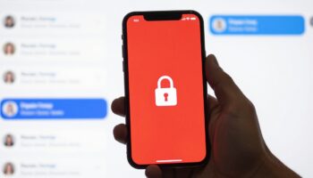 Заблокированный iPhone и мошенники.
