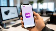 Мессенджер Wildberries на смартфоне