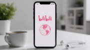 Смартфон с приложением Bilibili
