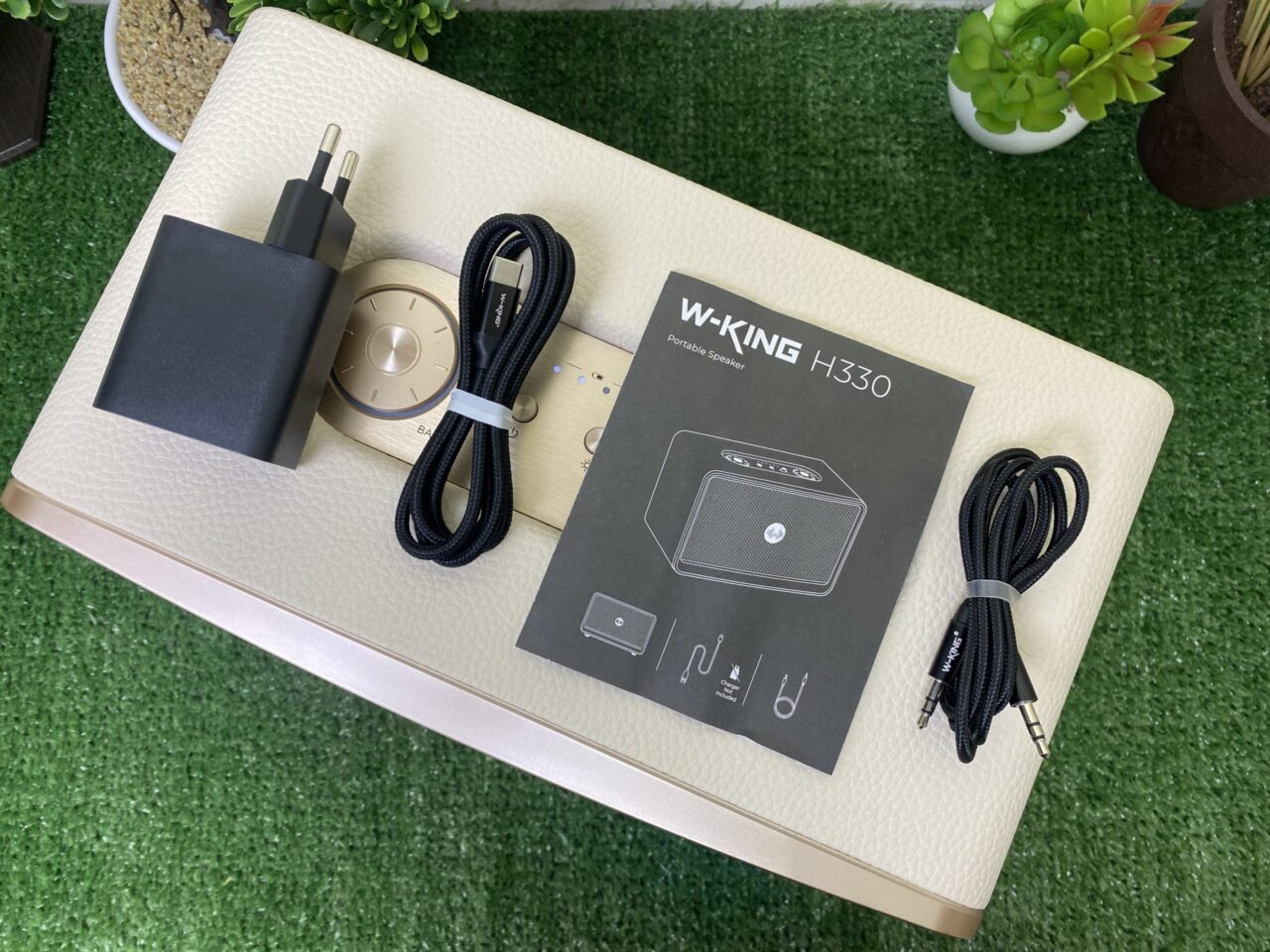 W-King H330: 210 Вт звука и винтажный дизайн - что зашло, а что бесит