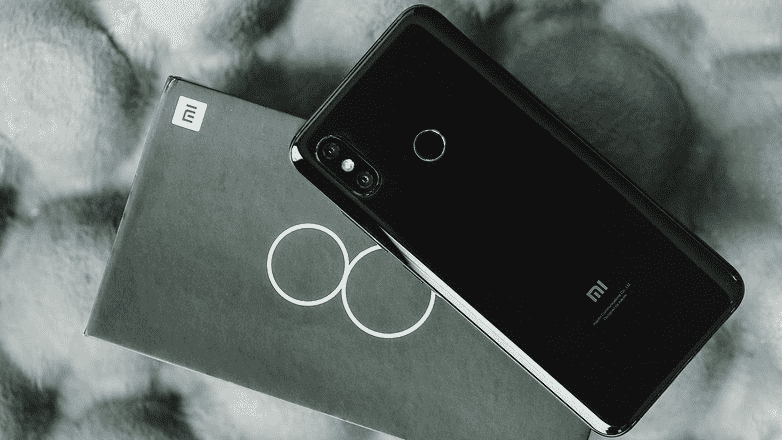 Xiaomi Mi 8 против Galaxy S9 +: выбор не так прост, как вы думаете