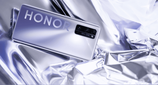 Huawei представила 30-ю модель «Honor»
