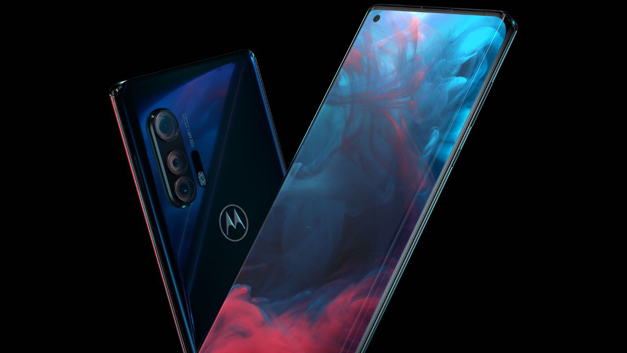 Флагман Motorola edge+ теперь доступен для российских пользователей