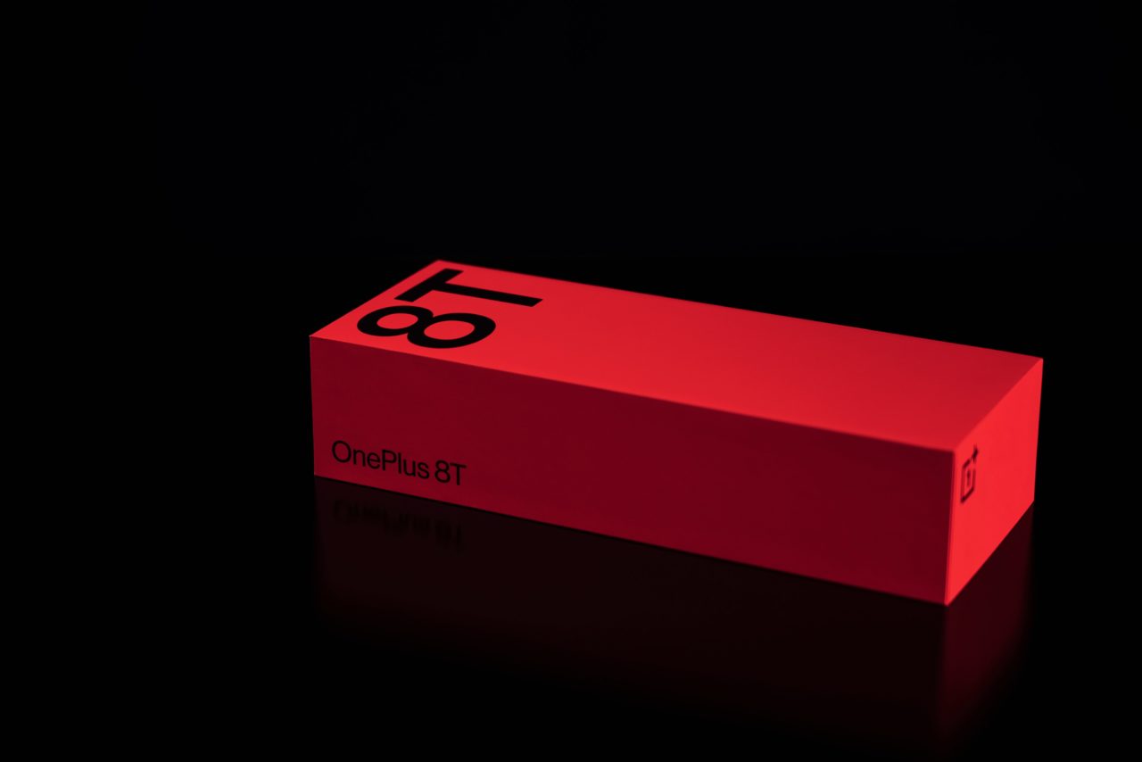 OnePlus выложил в Сеть фото коробки смартфона 8T и раскрыл некоторые подробности