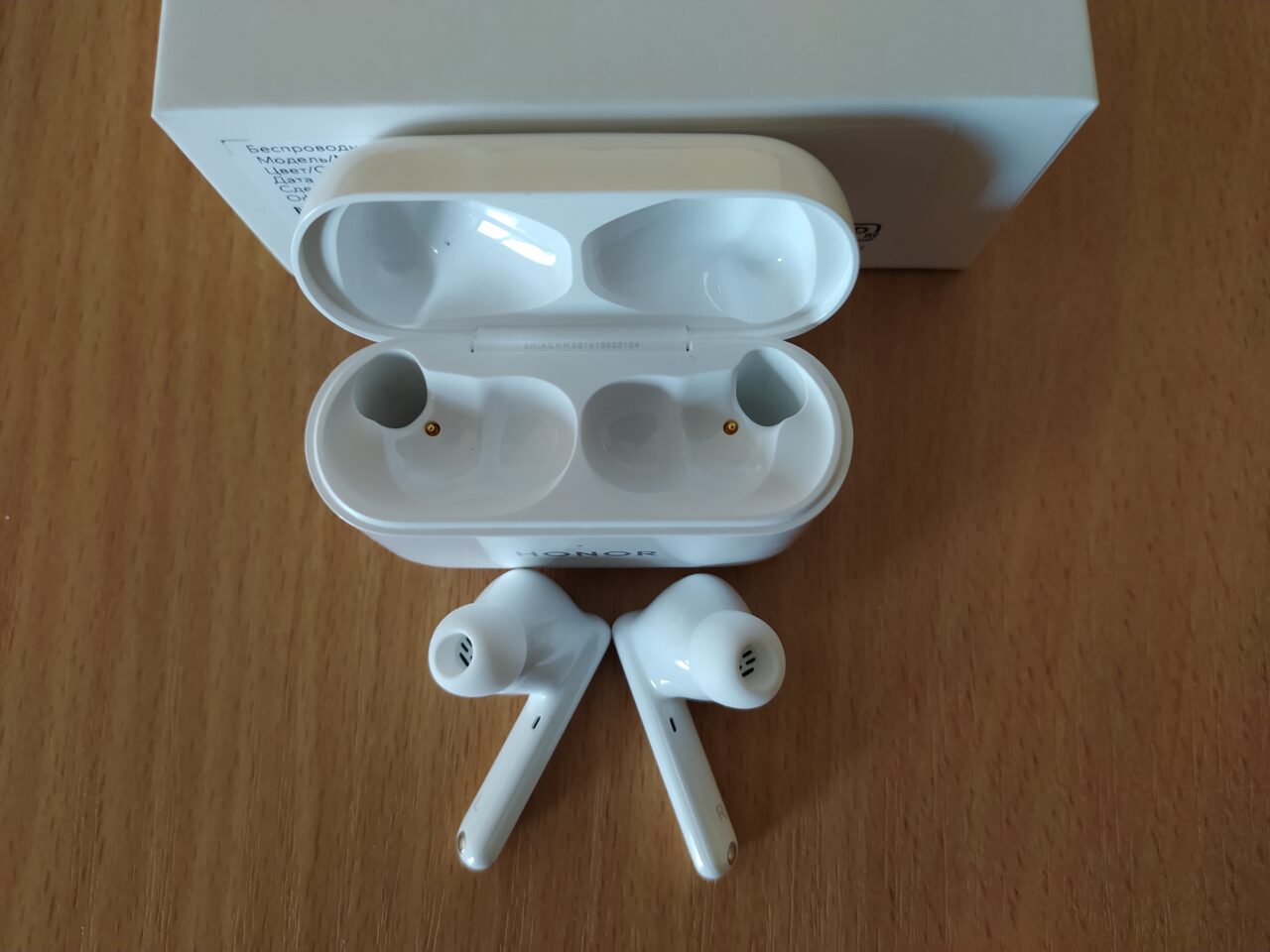 Беспроводная гарнитура Honor Earbuds 2 Lite с системой активного шумоподавления. Честный обзор после месяца использования