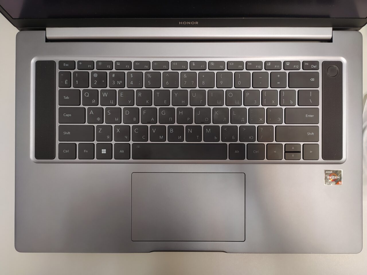 Ноутбук honor magicbook silver