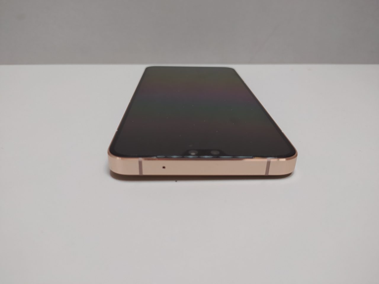 Верхняя часть Vivo V23